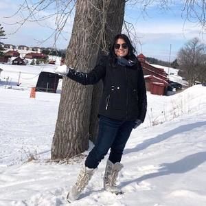 Meet your Posher, Laura